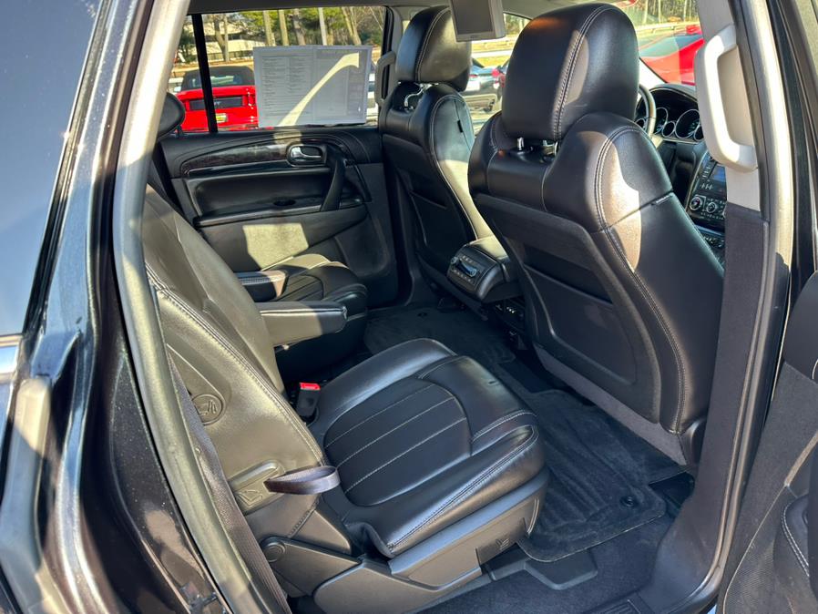 2015 Buick Enclave AWD 4dr Premium, available for sale in South Windsor, Connecticut | Mike And Tony Auto Sales, Inc. South Windsor, Connecticut 2015 Buick Enclave AWD 4dr Premium, available for sale in South Windsor, Connecticut | Mike And Tony Auto Sales, Inc. South Windsor, Connecticut
