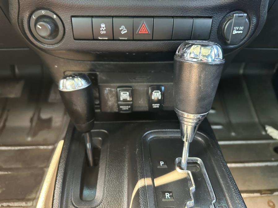 2015 Jeep Wrangler Unlimited 4WD 4dr Sport, available for sale in Linden, New Jersey | Champion Used Auto Sales. Linden, New Jersey 2015 Jeep Wrangler Unlimited 4WD 4dr Sport, available for sale in Linden, New Jersey | Champion Used Auto Sales. Linden, New Jersey