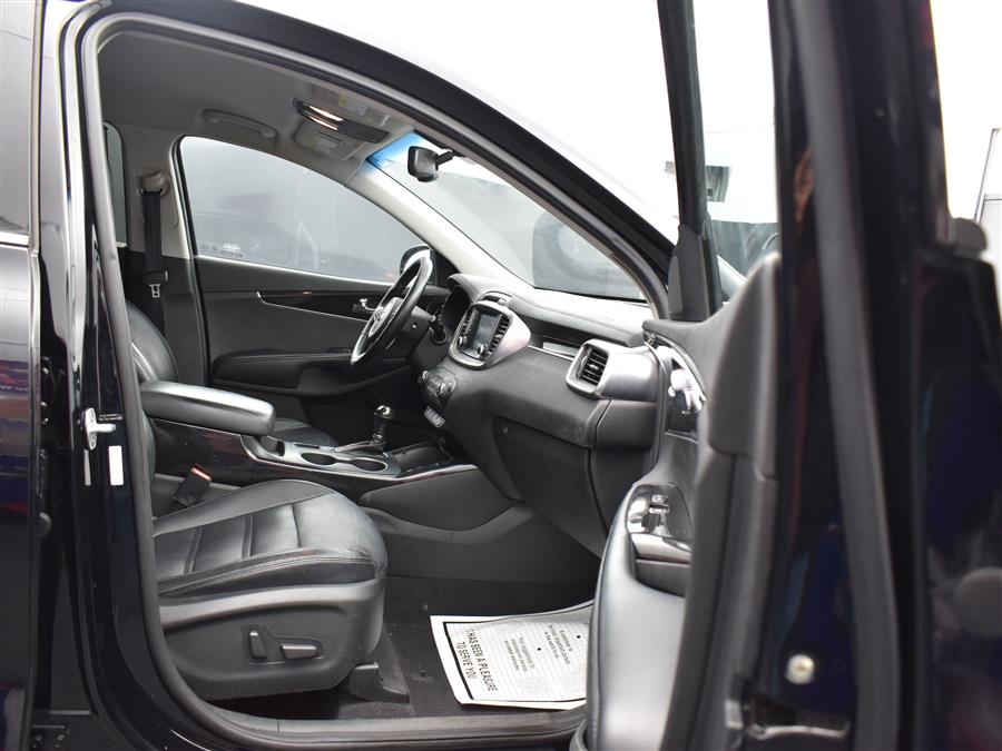 2017 Kia Sorento EX V6 AWD, available for sale in Irvington, New Jersey | Foreign Auto Imports. Irvington, New Jersey 2017 Kia Sorento EX V6 AWD, available for sale in Irvington, New Jersey | Foreign Auto Imports. Irvington, New Jersey