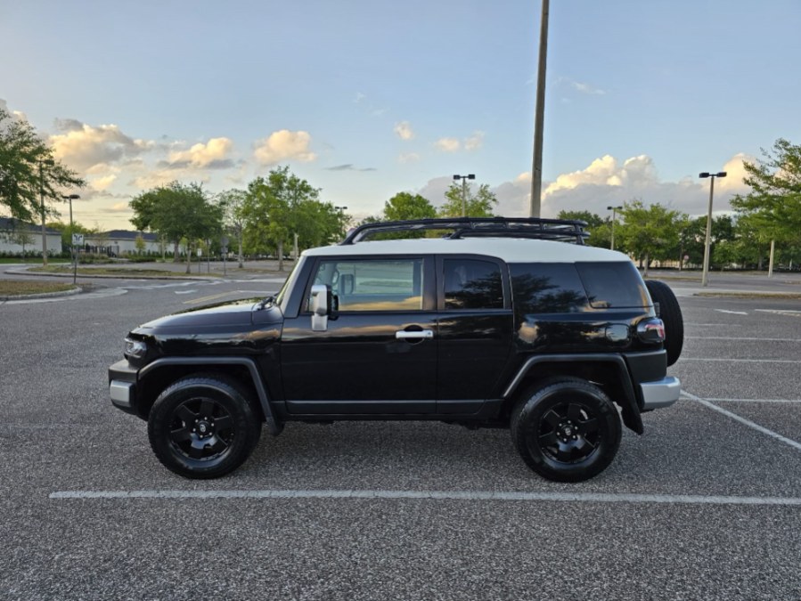 2007 Toyota FJ Cruiser 4WD 4dr Auto (Natl), available for sale in Longwood, Florida | Majestic Autos Inc.. Longwood, Florida 2007 Toyota FJ Cruiser 4WD 4dr Auto (Natl), available for sale in Longwood, Florida | Majestic Autos Inc.. Longwood, Florida