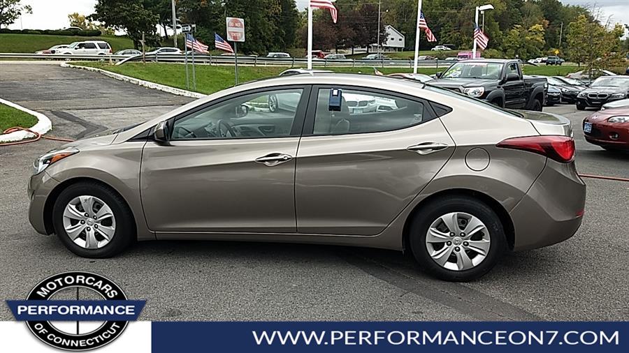 2016 Hyundai Elantra 4dr Sdn Auto SE (Alabama Plant), available for sale in Wilton, Connecticut | Performance Motor Cars Of Connecticut LLC. Wilton, Connecticut 2016 Hyundai Elantra 4dr Sdn Auto SE (Alabama Plant), available for sale in Wilton, Connecticut | Performance Motor Cars Of Connecticut LLC. Wilton, Connecticut