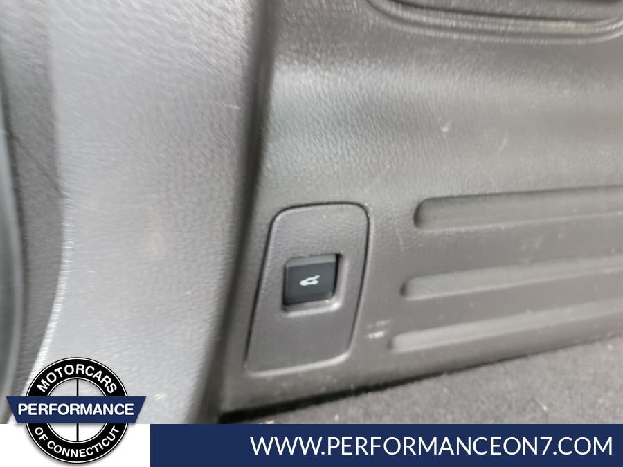 2013 Ford Edge 4dr Limited AWD, available for sale in Wilton, Connecticut | Performance Motor Cars Of Connecticut LLC. Wilton, Connecticut 2013 Ford Edge 4dr Limited AWD, available for sale in Wilton, Connecticut | Performance Motor Cars Of Connecticut LLC. Wilton, Connecticut