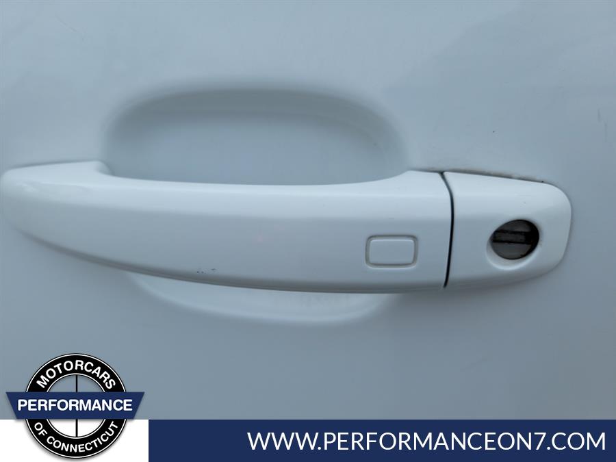 2012 Audi Q5 quattro 4dr 3.2L Premium Plus, available for sale in Wilton, Connecticut | Performance Motor Cars Of Connecticut LLC. Wilton, Connecticut 2012 Audi Q5 quattro 4dr 3.2L Premium Plus, available for sale in Wilton, Connecticut | Performance Motor Cars Of Connecticut LLC. Wilton, Connecticut