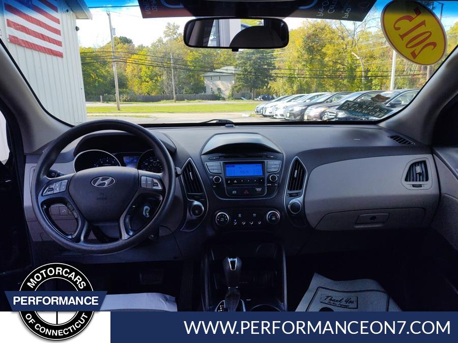 2015 Hyundai Tucson FWD 4dr GLS, available for sale in Wilton, Connecticut | Performance Motor Cars Of Connecticut LLC. Wilton, Connecticut 2015 Hyundai Tucson FWD 4dr GLS, available for sale in Wilton, Connecticut | Performance Motor Cars Of Connecticut LLC. Wilton, Connecticut