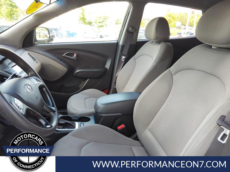 2015 Hyundai Tucson FWD 4dr GLS, available for sale in Wilton, Connecticut | Performance Motor Cars Of Connecticut LLC. Wilton, Connecticut 2015 Hyundai Tucson FWD 4dr GLS, available for sale in Wilton, Connecticut | Performance Motor Cars Of Connecticut LLC. Wilton, Connecticut