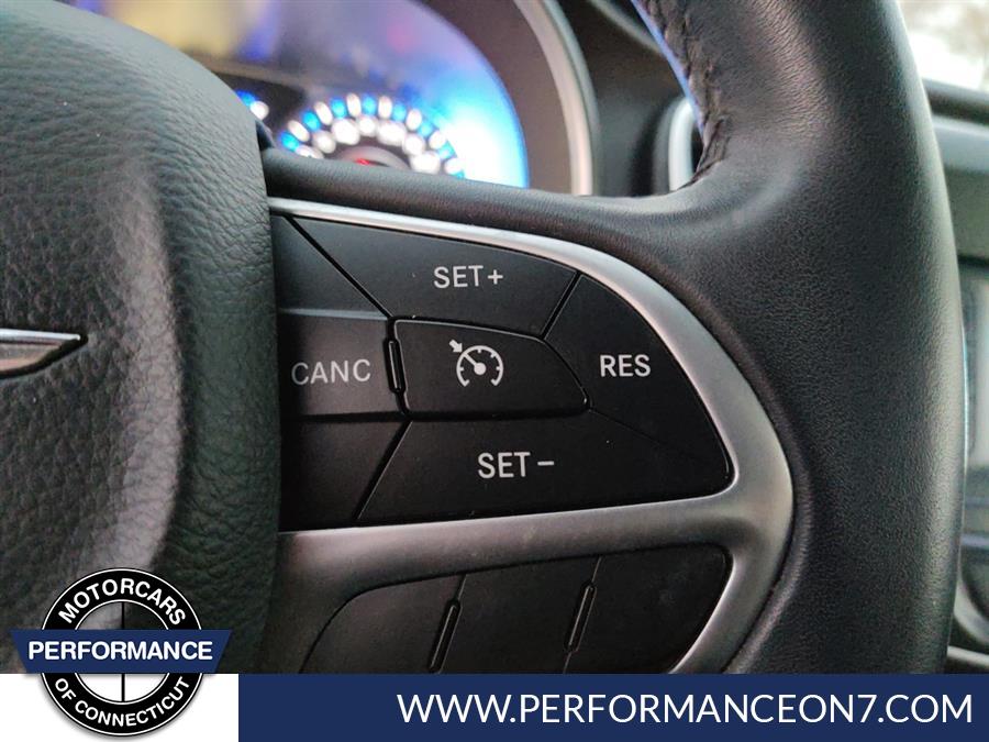 2015 Chrysler 200 4dr Sdn Limited, available for sale in Wilton, Connecticut | Performance Motor Cars Of Connecticut LLC. Wilton, Connecticut 2015 Chrysler 200 4dr Sdn Limited, available for sale in Wilton, Connecticut | Performance Motor Cars Of Connecticut LLC. Wilton, Connecticut