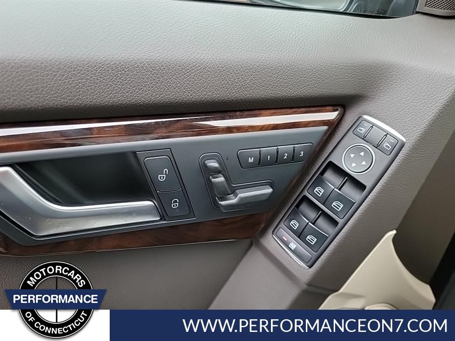 2014 Mercedes-Benz GLK-Class 4MATIC 4dr GLK350, available for sale in Wilton, Connecticut | Performance Motor Cars Of Connecticut LLC. Wilton, Connecticut 2014 Mercedes-Benz GLK-Class 4MATIC 4dr GLK350, available for sale in Wilton, Connecticut | Performance Motor Cars Of Connecticut LLC. Wilton, Connecticut
