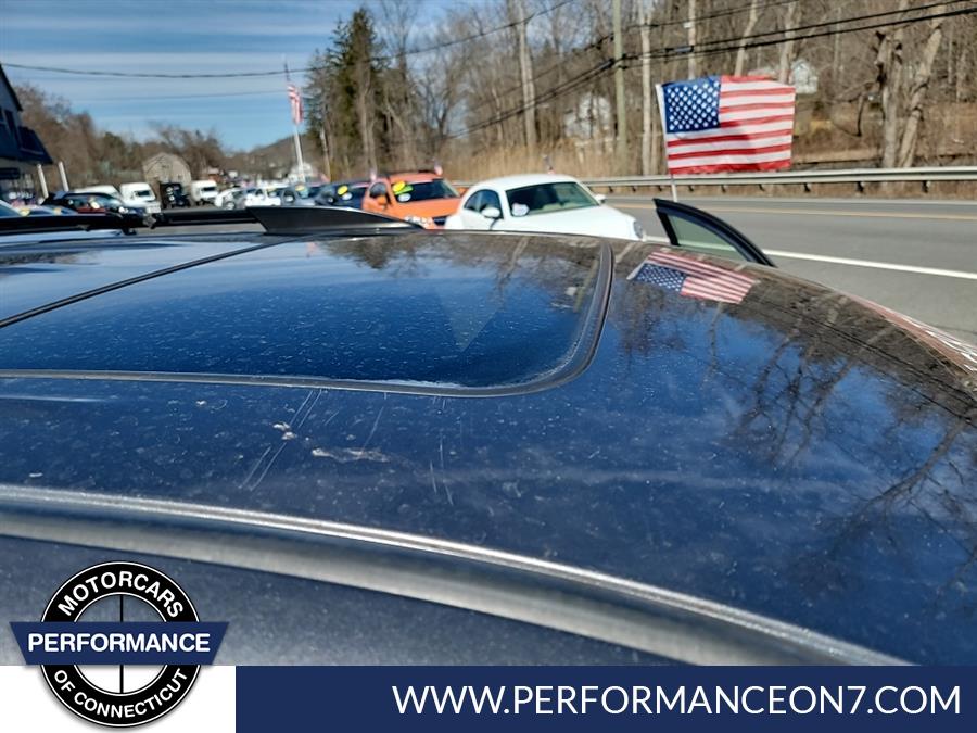 2010 Toyota Highlander 4WD 4dr V6 SE, available for sale in Wilton, Connecticut | Performance Motor Cars Of Connecticut LLC. Wilton, Connecticut 2010 Toyota Highlander 4WD 4dr V6 SE, available for sale in Wilton, Connecticut | Performance Motor Cars Of Connecticut LLC. Wilton, Connecticut