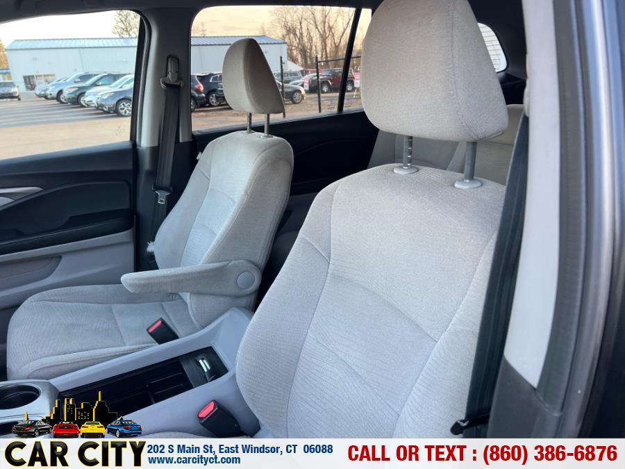 2016 Honda Pilot AWD 4dr EX, available for sale in East Windsor, Connecticut | Car City LLC. East Windsor, Connecticut 2016 Honda Pilot AWD 4dr EX, available for sale in East Windsor, Connecticut | Car City LLC. East Windsor, Connecticut
