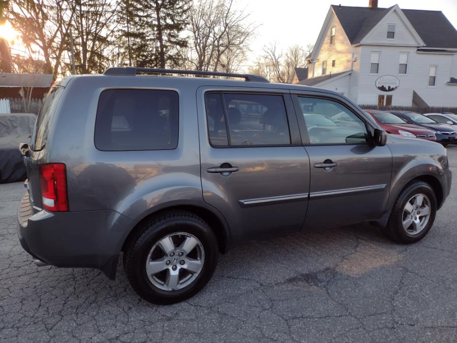 2011 Honda Pilot 4WD 4dr EX-L, available for sale in Chicopee, Massachusetts | Matts Auto Mall LLC. Chicopee, Massachusetts 2011 Honda Pilot 4WD 4dr EX-L, available for sale in Chicopee, Massachusetts | Matts Auto Mall LLC. Chicopee, Massachusetts
