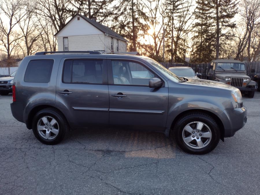 2011 Honda Pilot 4WD 4dr EX-L, available for sale in Chicopee, Massachusetts | Matts Auto Mall LLC. Chicopee, Massachusetts 2011 Honda Pilot 4WD 4dr EX-L, available for sale in Chicopee, Massachusetts | Matts Auto Mall LLC. Chicopee, Massachusetts