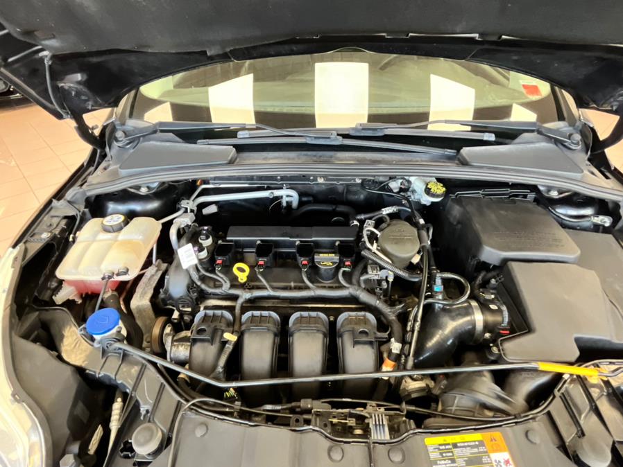 2013 Ford Focus 5dr HB SE, available for sale in Massapequa Park, New York | Power Motors East. Massapequa Park, New York 2013 Ford Focus 5dr HB SE, available for sale in Massapequa Park, New York | Power Motors East. Massapequa Park, New York