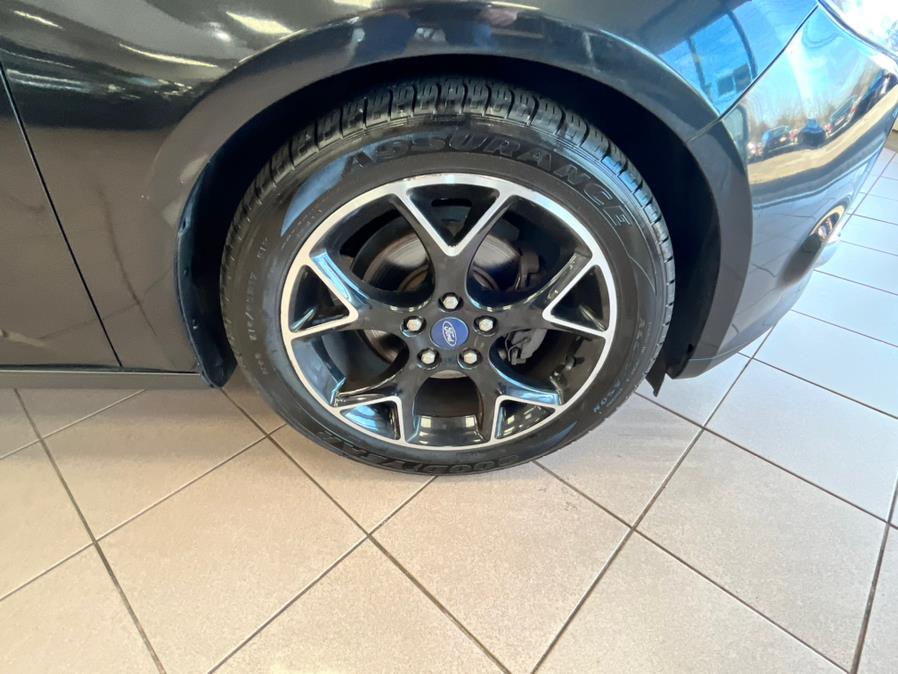 2013 Ford Focus 5dr HB SE, available for sale in Massapequa Park, New York | Power Motors East. Massapequa Park, New York 2013 Ford Focus 5dr HB SE, available for sale in Massapequa Park, New York | Power Motors East. Massapequa Park, New York
