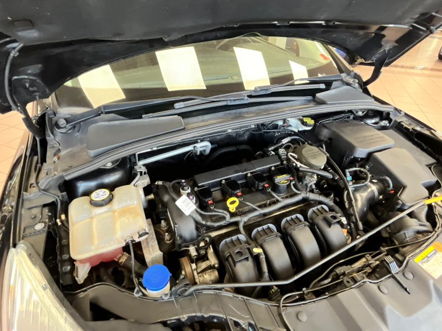 2013 Ford Focus 5dr HB SE, available for sale in Massapequa Park, New York | Power Motors East. Massapequa Park, New York 2013 Ford Focus 5dr HB SE, available for sale in Massapequa Park, New York | Power Motors East. Massapequa Park, New York
