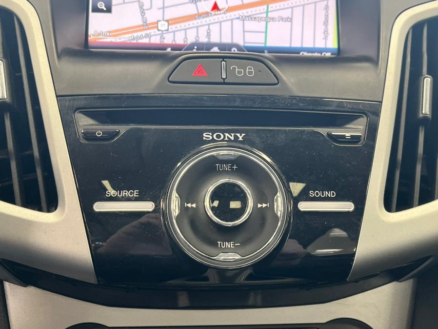 2013 Ford Focus 5dr HB SE, available for sale in Massapequa Park, New York | Power Motors East. Massapequa Park, New York 2013 Ford Focus 5dr HB SE, available for sale in Massapequa Park, New York | Power Motors East. Massapequa Park, New York