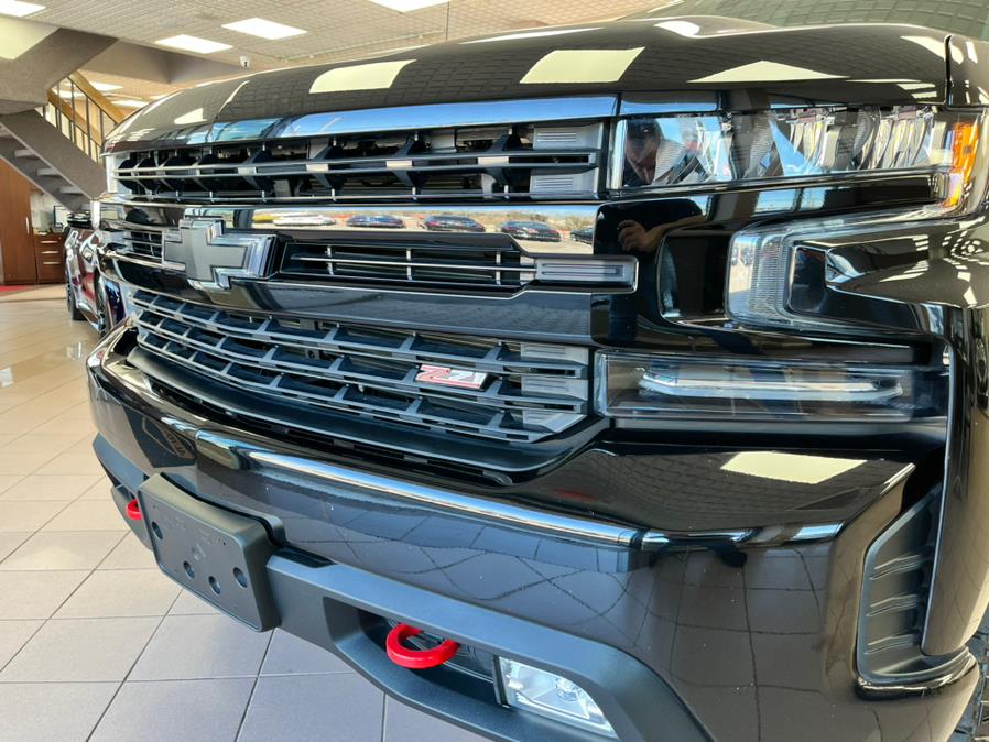 2020 Chevrolet Silverado 1500 4WD Crew Cab 147" LT Trail Boss, available for sale in Massapequa Park, New York | Power Motors East. Massapequa Park, New York 2020 Chevrolet Silverado 1500 4WD Crew Cab 147" LT Trail Boss, available for sale in Massapequa Park, New York | Power Motors East. Massapequa Park, New York