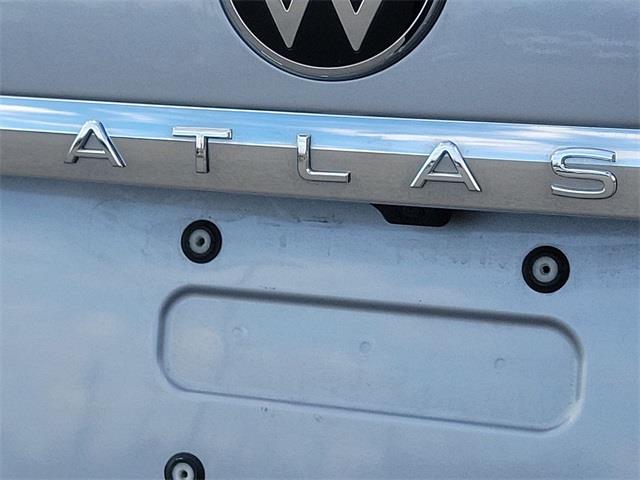 2020 Volkswagen Atlas Cross Sport 3.6L V6 SEL R-Line, available for sale in Avon, Connecticut | Sullivan Automotive Group. Avon, Connecticut 2020 Volkswagen Atlas Cross Sport 3.6L V6 SEL R-Line, available for sale in Avon, Connecticut | Sullivan Automotive Group. Avon, Connecticut