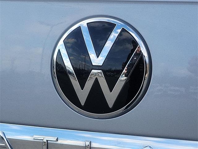 2020 Volkswagen Atlas Cross Sport 3.6L V6 SEL R-Line, available for sale in Avon, Connecticut | Sullivan Automotive Group. Avon, Connecticut 2020 Volkswagen Atlas Cross Sport 3.6L V6 SEL R-Line, available for sale in Avon, Connecticut | Sullivan Automotive Group. Avon, Connecticut