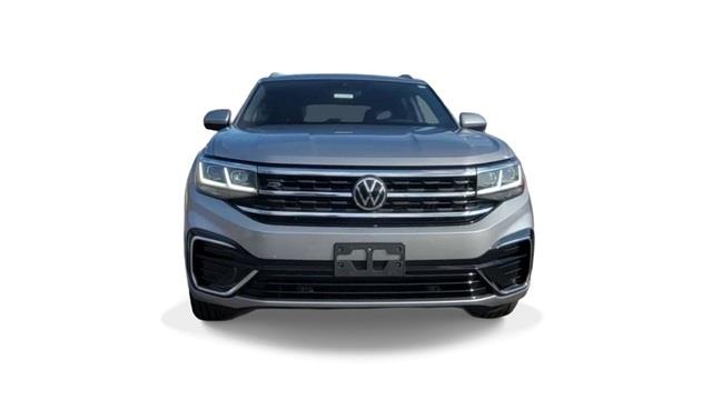 2020 Volkswagen Atlas Cross Sport 3.6L V6 SEL R-Line, available for sale in Avon, Connecticut | Sullivan Automotive Group. Avon, Connecticut 2020 Volkswagen Atlas Cross Sport 3.6L V6 SEL R-Line, available for sale in Avon, Connecticut | Sullivan Automotive Group. Avon, Connecticut