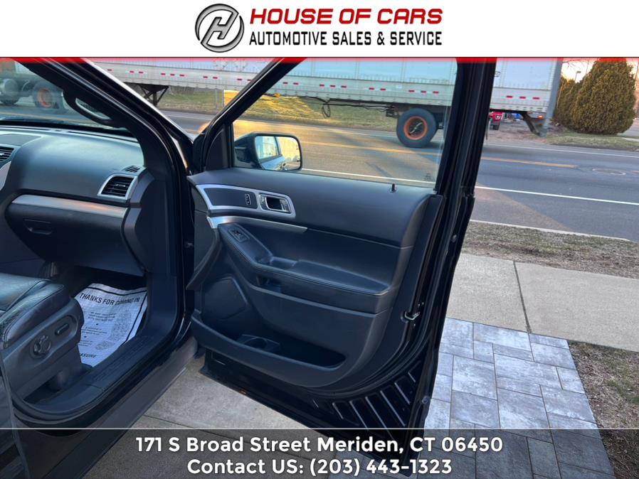 2013 Ford Explorer 4WD 4dr XLT, available for sale in Meriden, Connecticut | House of Cars CT. Meriden, Connecticut