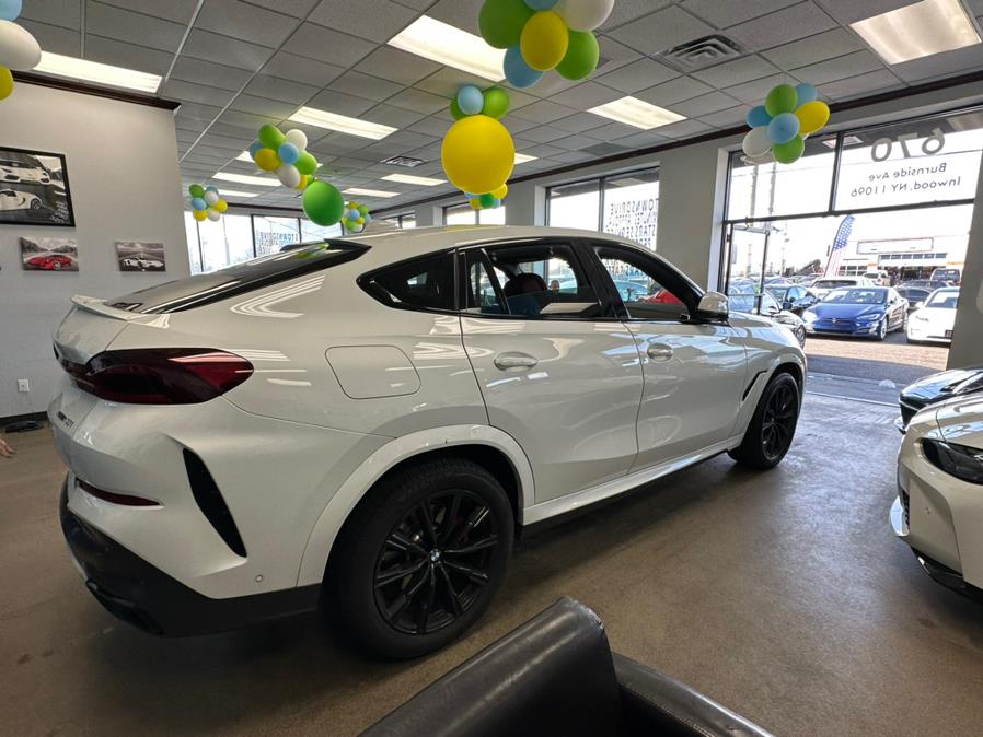 2022 BMW X6 M/SPORT!!! xDrive40i Sports Activity Coupe, available for sale in Inwood, New York | 5 Towns Drive. Inwood, New York 2022 BMW X6 M/SPORT!!! xDrive40i Sports Activity Coupe, available for sale in Inwood, New York | 5 Towns Drive. Inwood, New York