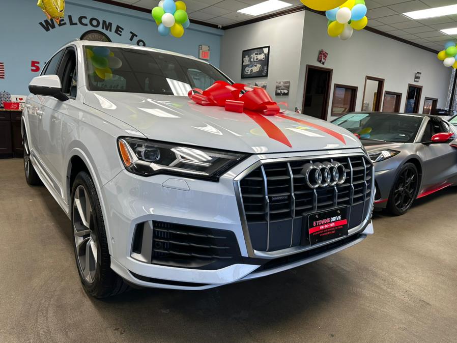 2021 Audi Q7 Premium Plus 55 TFSI quattro, available for sale in Inwood, New York | 5 Towns Drive. Inwood, New York 2021 Audi Q7 Premium Plus 55 TFSI quattro, available for sale in Inwood, New York | 5 Towns Drive. Inwood, New York