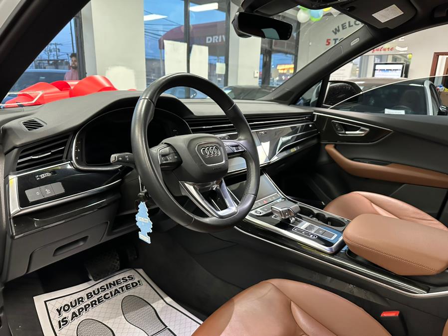2021 Audi Q7 Premium Plus 55 TFSI quattro, available for sale in Inwood, New York | 5 Towns Drive. Inwood, New York 2021 Audi Q7 Premium Plus 55 TFSI quattro, available for sale in Inwood, New York | 5 Towns Drive. Inwood, New York