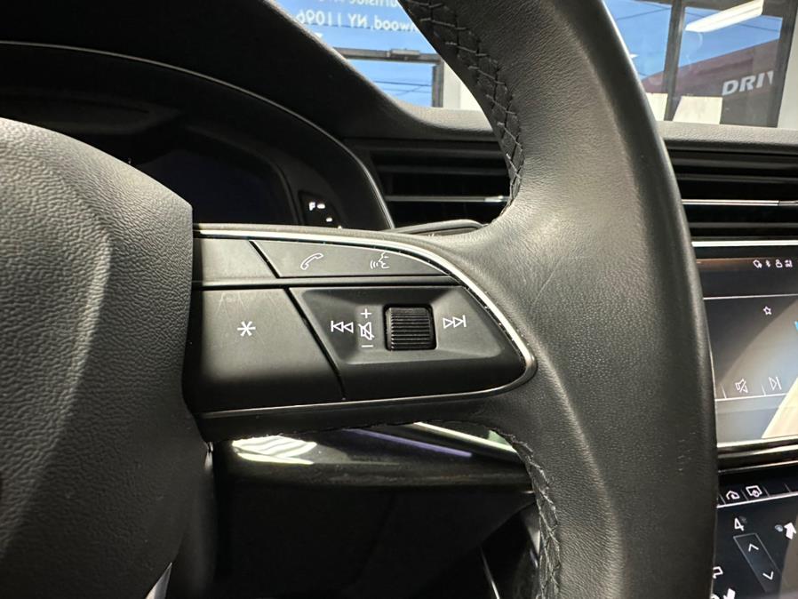2021 Audi Q7 Premium Plus 55 TFSI quattro, available for sale in Inwood, New York | 5 Towns Drive. Inwood, New York 2021 Audi Q7 Premium Plus 55 TFSI quattro, available for sale in Inwood, New York | 5 Towns Drive. Inwood, New York