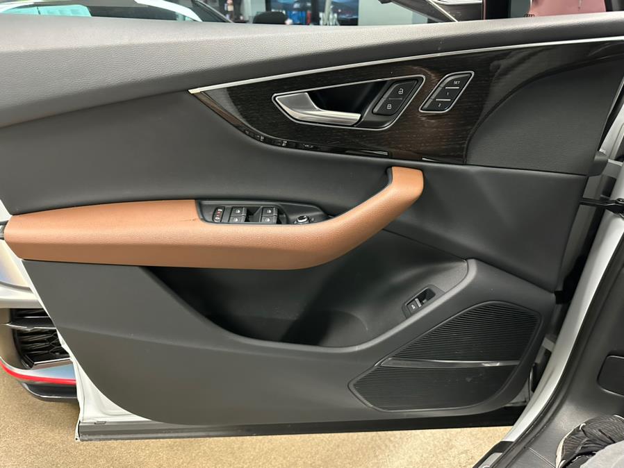 2021 Audi Q7 Premium Plus 55 TFSI quattro, available for sale in Inwood, New York | 5 Towns Drive. Inwood, New York 2021 Audi Q7 Premium Plus 55 TFSI quattro, available for sale in Inwood, New York | 5 Towns Drive. Inwood, New York