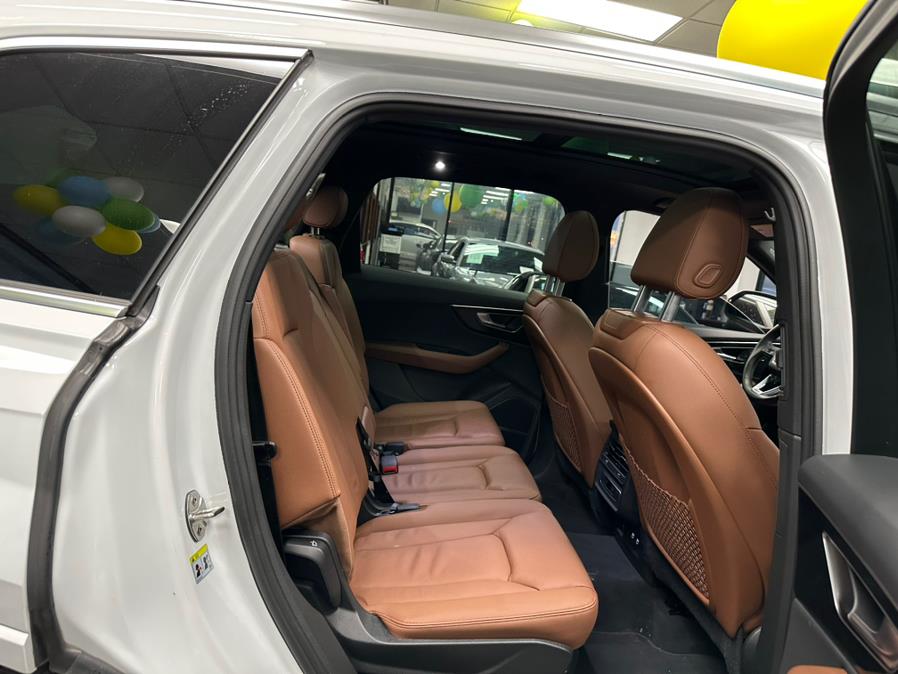 2021 Audi Q7 Premium Plus 55 TFSI quattro, available for sale in Inwood, New York | 5 Towns Drive. Inwood, New York 2021 Audi Q7 Premium Plus 55 TFSI quattro, available for sale in Inwood, New York | 5 Towns Drive. Inwood, New York