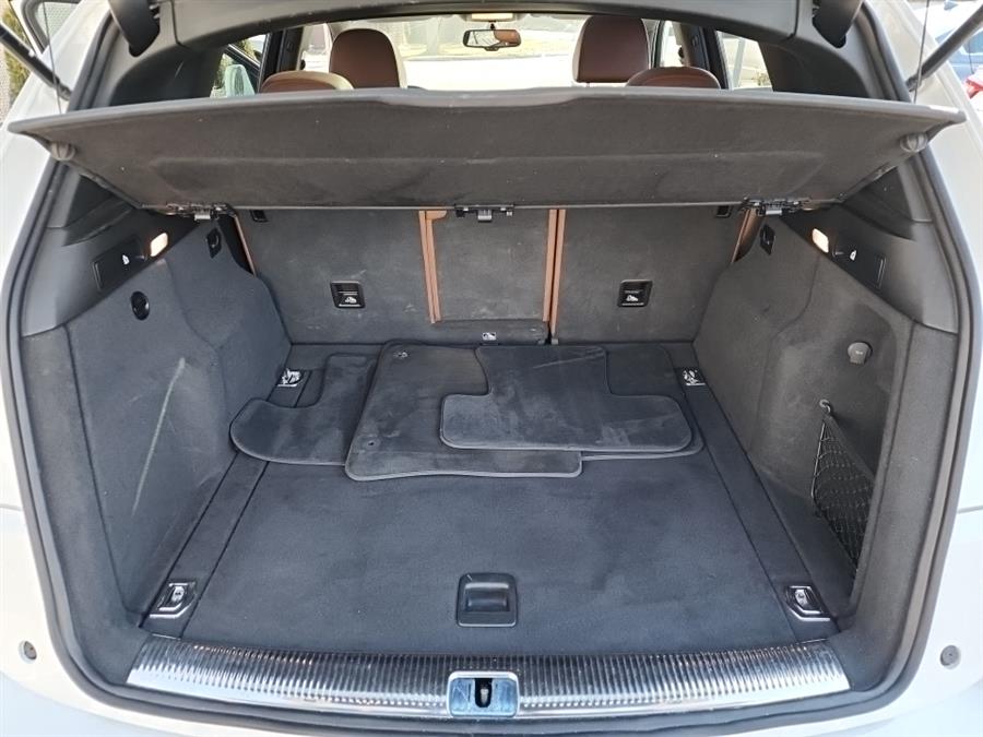 2012 Audi Q5 quattro 4dr 2.0T Premium Plus, available for sale in Islip, New York | L.I. Auto Gallery. Islip, New York 2012 Audi Q5 quattro 4dr 2.0T Premium Plus, available for sale in Islip, New York | L.I. Auto Gallery. Islip, New York