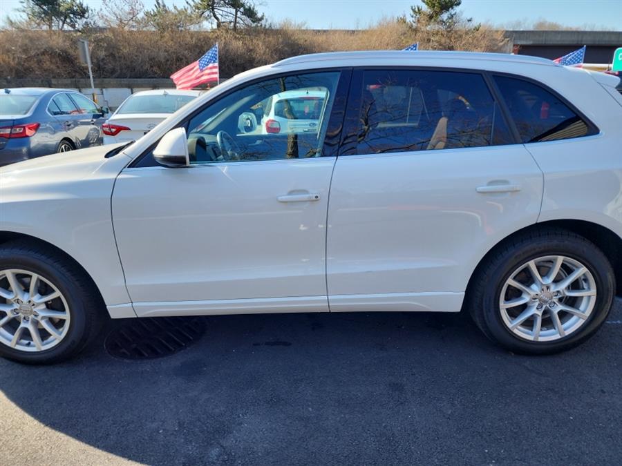 2012 Audi Q5 quattro 4dr 2.0T Premium Plus, available for sale in Islip, New York | L.I. Auto Gallery. Islip, New York 2012 Audi Q5 quattro 4dr 2.0T Premium Plus, available for sale in Islip, New York | L.I. Auto Gallery. Islip, New York