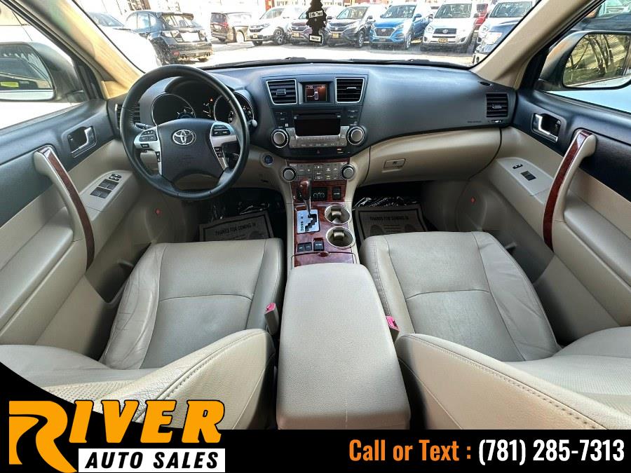 2012 Toyota Highlander Hybrid 4WD 4dr Limited (Natl), available for sale in Malden, Massachusetts | River Auto Sales. Malden, Massachusetts 2012 Toyota Highlander Hybrid 4WD 4dr Limited (Natl), available for sale in Malden, Massachusetts | River Auto Sales. Malden, Massachusetts