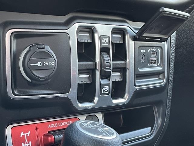 2020 Jeep Gladiator Mojave, available for sale in Brookfield, Connecticut | Blasius Federal Road. Brookfield, Connecticut 2020 Jeep Gladiator Mojave, available for sale in Brookfield, Connecticut | Blasius Federal Road. Brookfield, Connecticut