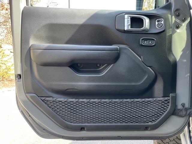 2020 Jeep Gladiator Mojave, available for sale in Brookfield, Connecticut | Blasius Federal Road. Brookfield, Connecticut 2020 Jeep Gladiator Mojave, available for sale in Brookfield, Connecticut | Blasius Federal Road. Brookfield, Connecticut