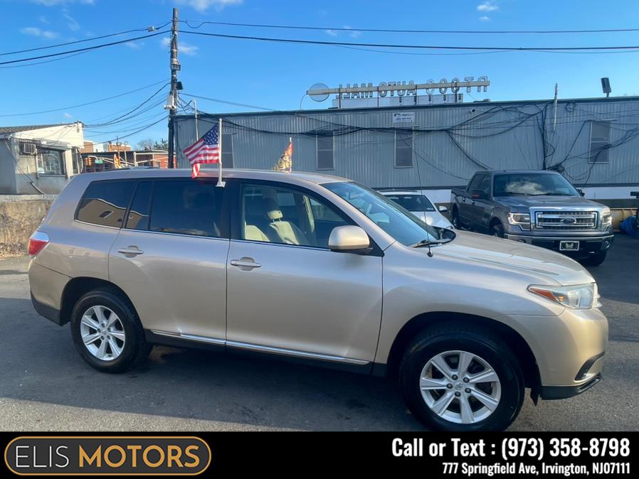 2012 Toyota Highlander 4WD 4dr V6, available for sale in Irvington, New Jersey | Elis Motors Corp. Irvington, New Jersey 2012 Toyota Highlander 4WD 4dr V6, available for sale in Irvington, New Jersey | Elis Motors Corp. Irvington, New Jersey