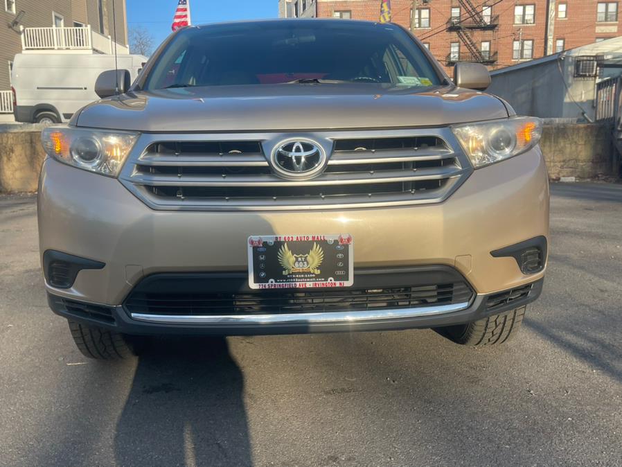 2012 Toyota Highlander 4WD 4dr V6, available for sale in Irvington, New Jersey | Elis Motors Corp. Irvington, New Jersey 2012 Toyota Highlander 4WD 4dr V6, available for sale in Irvington, New Jersey | Elis Motors Corp. Irvington, New Jersey