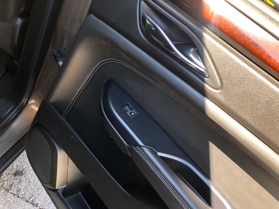 2015 Cadillac SRX AWD 4dr Luxury Collection, available for sale in Irvington, New Jersey | Elis Motors Corp. Irvington, New Jersey 2015 Cadillac SRX AWD 4dr Luxury Collection, available for sale in Irvington, New Jersey | Elis Motors Corp. Irvington, New Jersey
