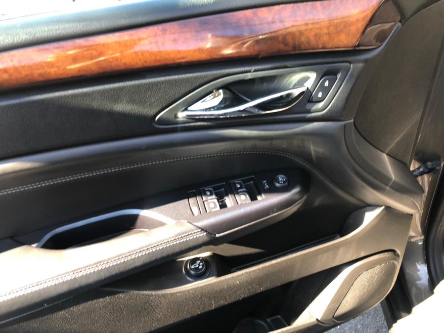 2015 Cadillac SRX AWD 4dr Luxury Collection, available for sale in Irvington, New Jersey | Elis Motors Corp. Irvington, New Jersey 2015 Cadillac SRX AWD 4dr Luxury Collection, available for sale in Irvington, New Jersey | Elis Motors Corp. Irvington, New Jersey