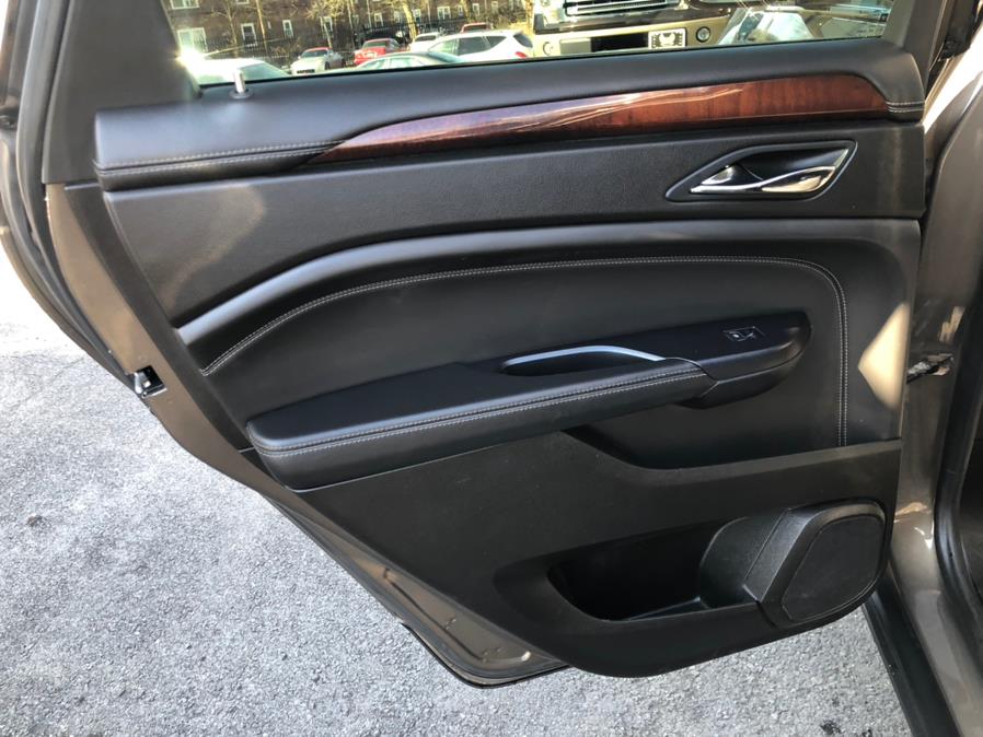 2015 Cadillac SRX AWD 4dr Luxury Collection, available for sale in Irvington, New Jersey | Elis Motors Corp. Irvington, New Jersey 2015 Cadillac SRX AWD 4dr Luxury Collection, available for sale in Irvington, New Jersey | Elis Motors Corp. Irvington, New Jersey