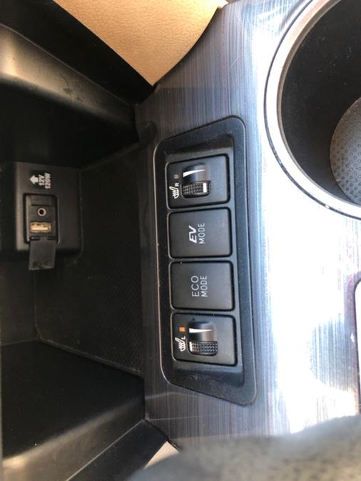 2013 Toyota Camry Hybrid 4dr Sdn XLE, available for sale in Irvington, New Jersey | Elis Motors Corp. Irvington, New Jersey 2013 Toyota Camry Hybrid 4dr Sdn XLE, available for sale in Irvington, New Jersey | Elis Motors Corp. Irvington, New Jersey