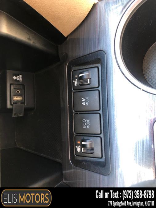 2013 Toyota Camry Hybrid 4dr Sdn XLE, available for sale in Irvington, New Jersey | Elis Motors Corp. Irvington, New Jersey 2013 Toyota Camry Hybrid 4dr Sdn XLE, available for sale in Irvington, New Jersey | Elis Motors Corp. Irvington, New Jersey