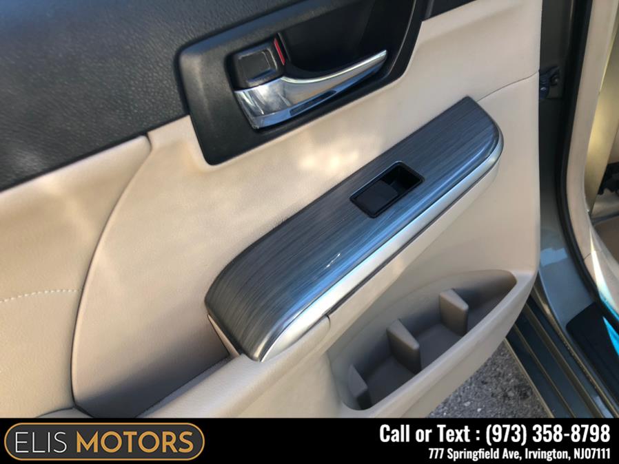 2013 Toyota Camry Hybrid 4dr Sdn XLE, available for sale in Irvington, New Jersey | Elis Motors Corp. Irvington, New Jersey 2013 Toyota Camry Hybrid 4dr Sdn XLE, available for sale in Irvington, New Jersey | Elis Motors Corp. Irvington, New Jersey