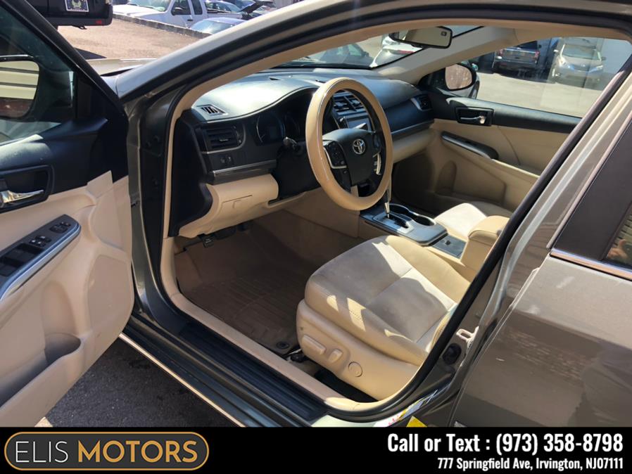 2013 Toyota Camry Hybrid 4dr Sdn XLE, available for sale in Irvington, New Jersey | Elis Motors Corp. Irvington, New Jersey 2013 Toyota Camry Hybrid 4dr Sdn XLE, available for sale in Irvington, New Jersey | Elis Motors Corp. Irvington, New Jersey