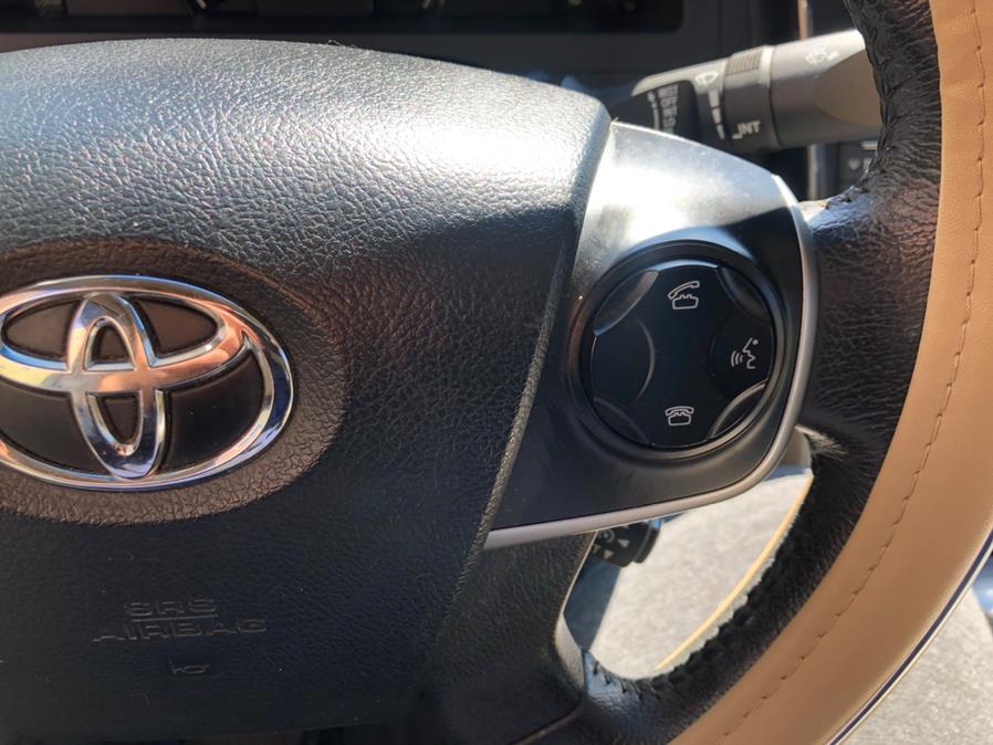 2013 Toyota Camry Hybrid 4dr Sdn XLE, available for sale in Irvington, New Jersey | Elis Motors Corp. Irvington, New Jersey 2013 Toyota Camry Hybrid 4dr Sdn XLE, available for sale in Irvington, New Jersey | Elis Motors Corp. Irvington, New Jersey