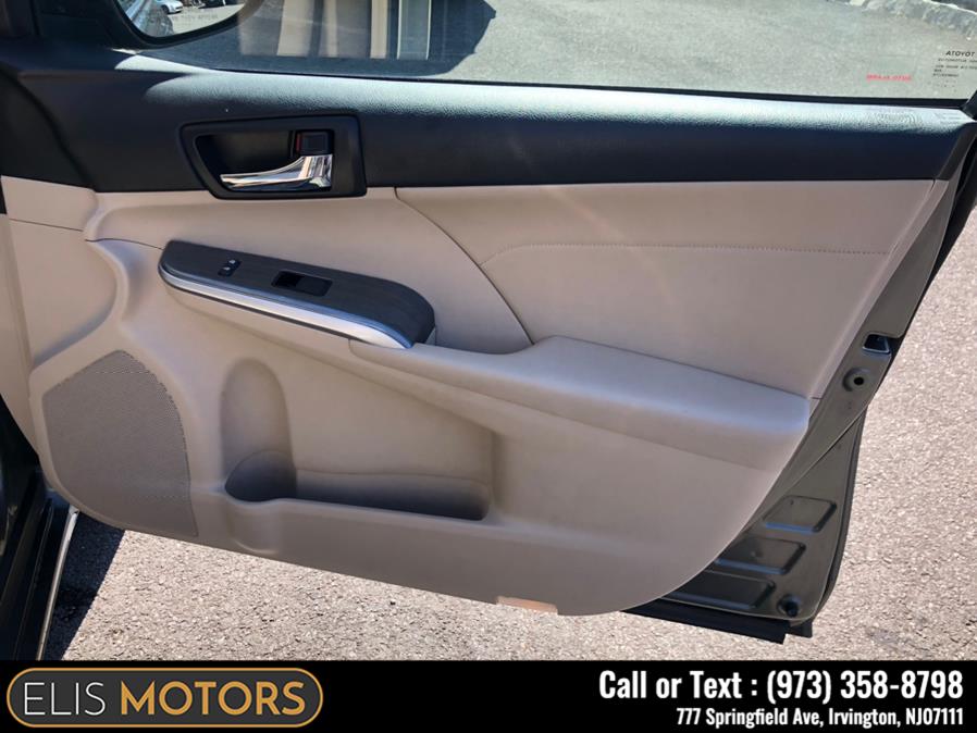 2013 Toyota Camry Hybrid 4dr Sdn XLE, available for sale in Irvington, New Jersey | Elis Motors Corp. Irvington, New Jersey 2013 Toyota Camry Hybrid 4dr Sdn XLE, available for sale in Irvington, New Jersey | Elis Motors Corp. Irvington, New Jersey