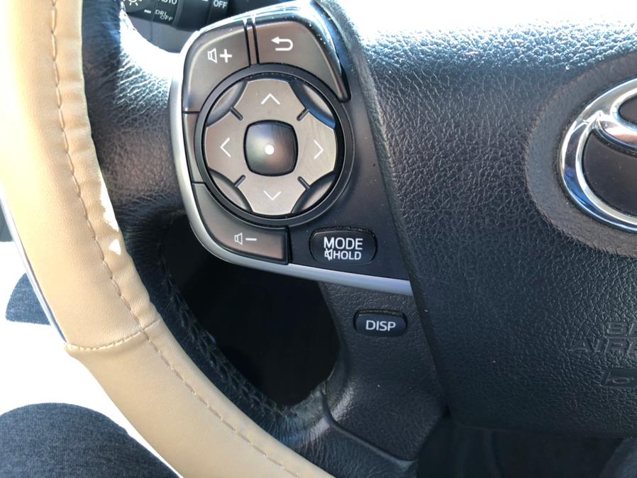 2013 Toyota Camry Hybrid 4dr Sdn XLE, available for sale in Irvington, New Jersey | Elis Motors Corp. Irvington, New Jersey 2013 Toyota Camry Hybrid 4dr Sdn XLE, available for sale in Irvington, New Jersey | Elis Motors Corp. Irvington, New Jersey