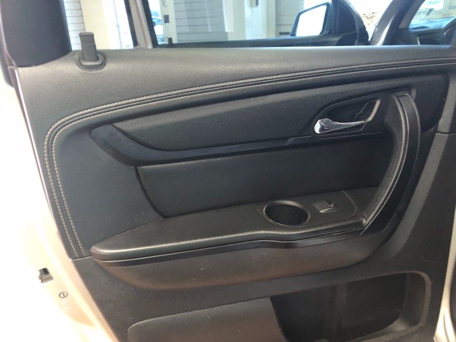 2014 Chevrolet Traverse FWD 4dr LT w/1LT, available for sale in Suffern, New York | Rockland Motor Sport. Suffern, New York 2014 Chevrolet Traverse FWD 4dr LT w/1LT, available for sale in Suffern, New York | Rockland Motor Sport. Suffern, New York