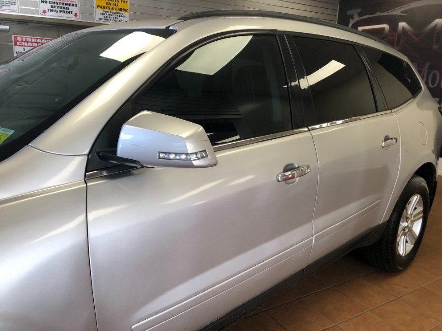 2014 Chevrolet Traverse FWD 4dr LT w/1LT, available for sale in Suffern, New York | Rockland Motor Sport. Suffern, New York 2014 Chevrolet Traverse FWD 4dr LT w/1LT, available for sale in Suffern, New York | Rockland Motor Sport. Suffern, New York
