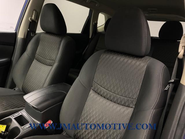 2017 Nissan Rogue 2017.5 AWD SV, available for sale in Naugatuck, Connecticut | J&M Automotive Sls&Svc LLC. Naugatuck, Connecticut 2017 Nissan Rogue 2017.5 AWD SV, available for sale in Naugatuck, Connecticut | J&M Automotive Sls&Svc LLC. Naugatuck, Connecticut